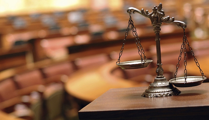 [MARCHES PUBLICS] Une entreprise dont l’offre est irrégulière peut agir en justice